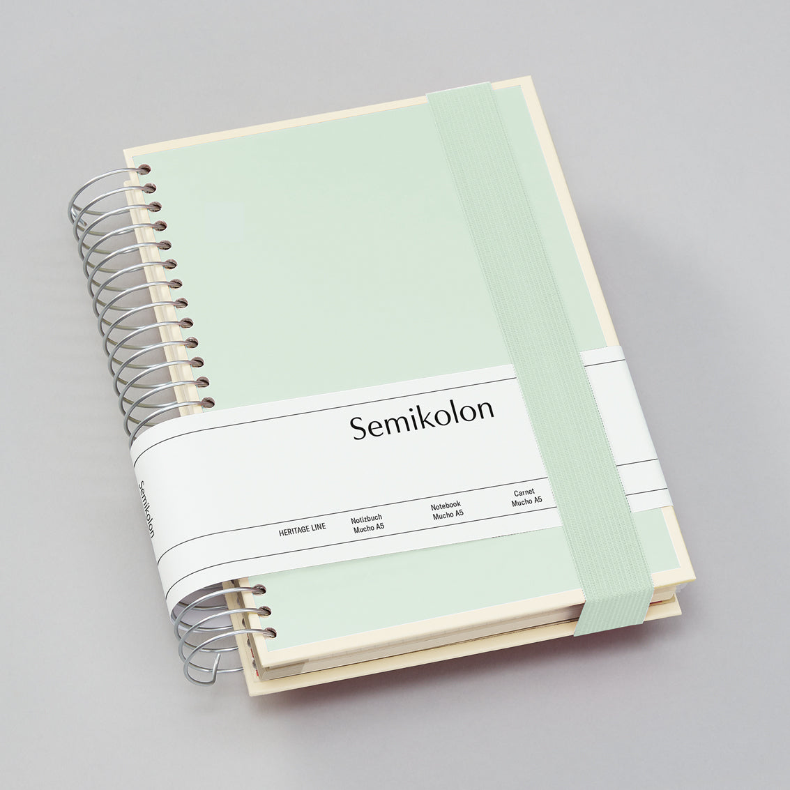 Spiral notebook Mucho